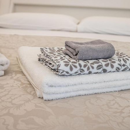 Vincent Suite Luxury B&B Palo del Colle Exterior foto